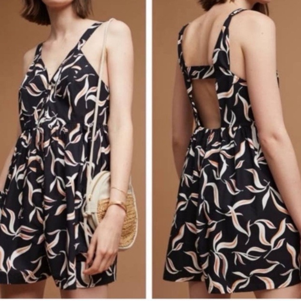 Anthropologie Hei-Hei Palma romper Womens Medium Cut out back Pockets Botanical